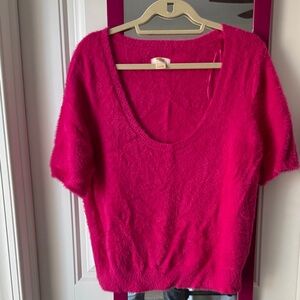 Women's Fuchsia Scoop Neck Sweater